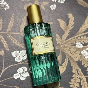 Gucci Mémoire D’Une Odeur — Unisex Eau De Parfum. Green & Gold